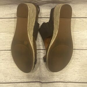 LUCKY BRAND JANESSA BLACK SANDAL